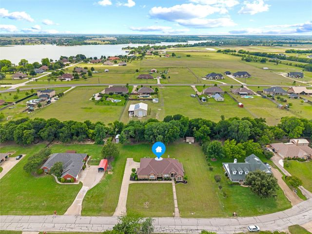 231 Ash Drive, Waxahachie, TX 75165
