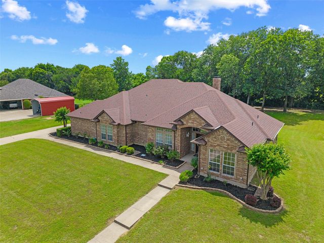 231 Ash Drive, Waxahachie, TX 75165