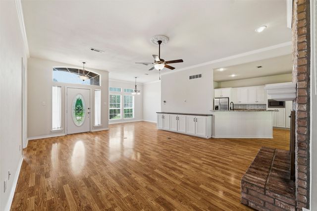 231 Ash Drive, Waxahachie, TX 75165