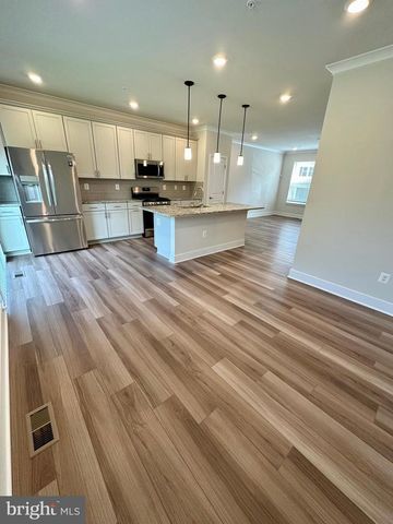 2318 WOODLANDS, Windsor Mill, MD 21244