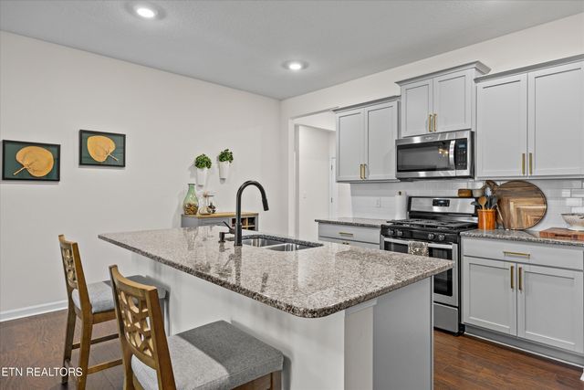 832 Mill Creek Drive, Loudon, TN 37774