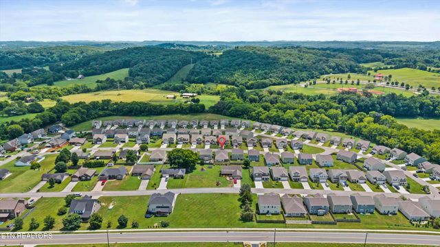 832 Mill Creek Drive, Loudon, TN 37774
