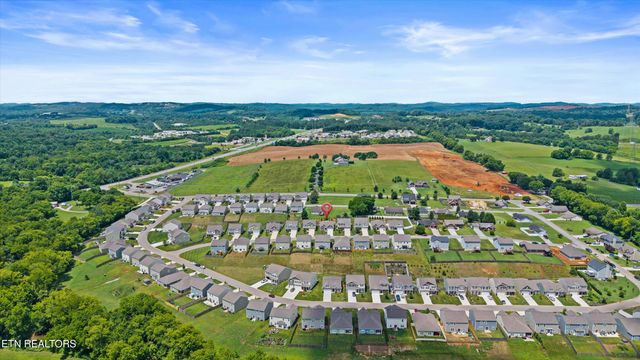 832 Mill Creek Drive, Loudon, TN 37774