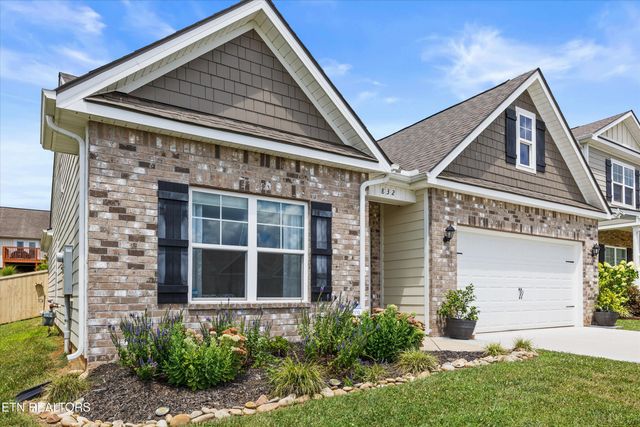 832 Mill Creek Drive, Loudon, TN 37774