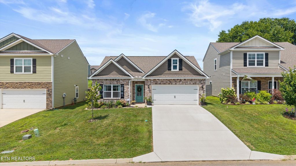 832 Mill Creek Drive, Loudon, TN 37774