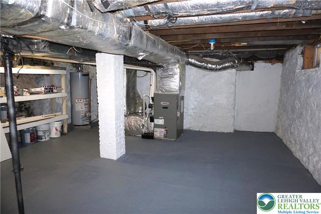 1074 West Berwick Street, Easton, PA 18042