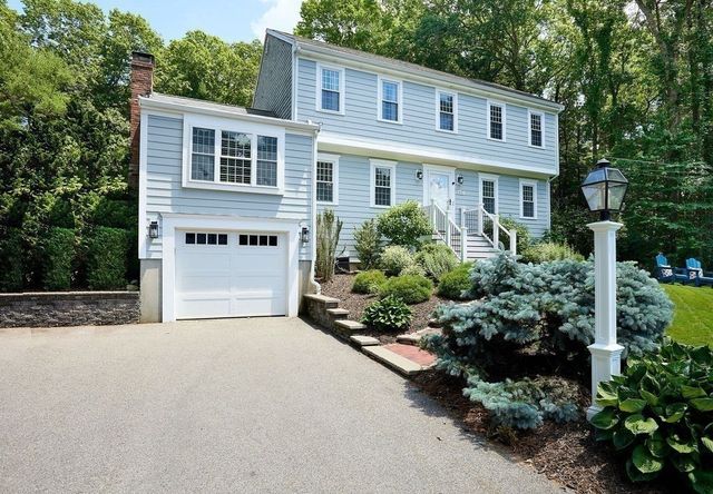 137 Peterson Path, Marshfield, MA 02050