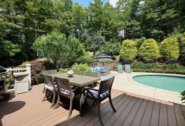 137 Peterson Path, Marshfield, MA 02050