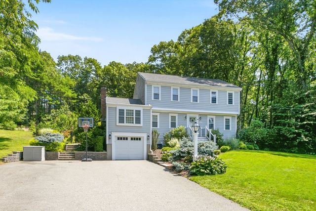 137 Peterson Path, Marshfield, MA 02050