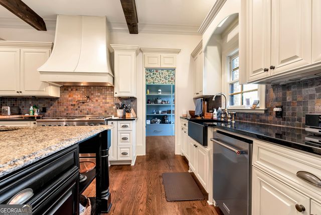902 Little Darby Lane, Suwanee, GA 30024