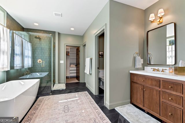902 Little Darby Lane, Suwanee, GA 30024