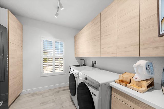 21878 PRISTINE LAKE BOULEVARD, Land O Lakes, FL 34637