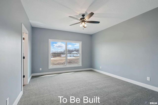 1218 S 2ND Street, Eldridge, IA 52748