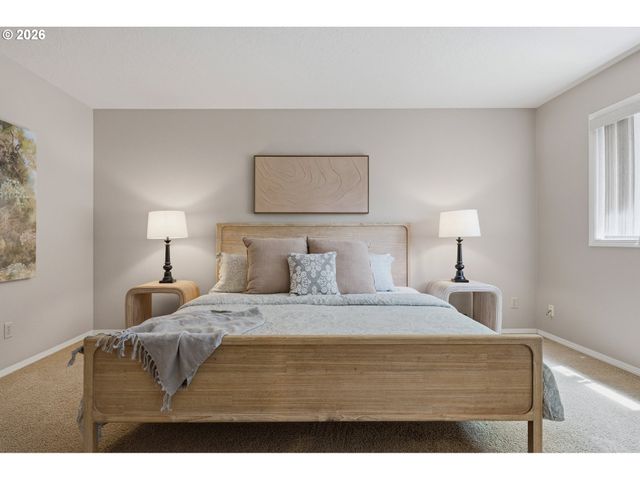 9055 Sw QUINT Ct, Beaverton, OR 97008