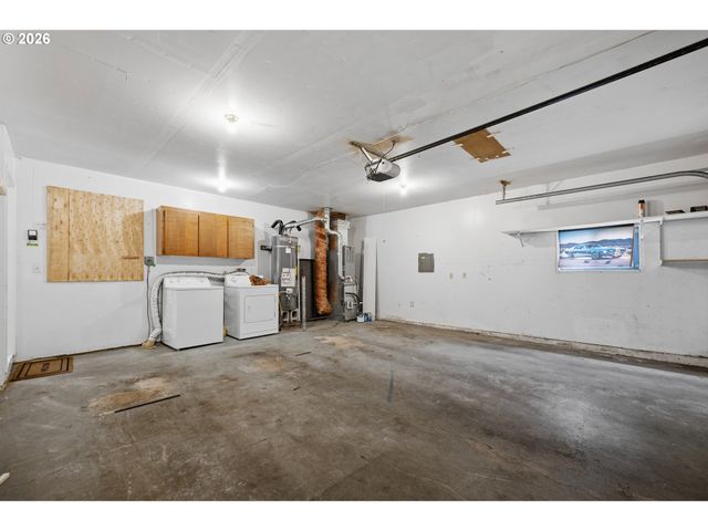 9055 Sw QUINT Ct, Beaverton, OR 97008