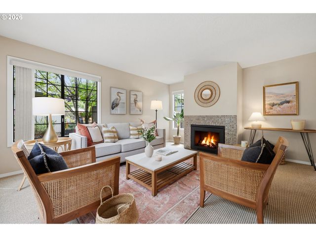 9055 Sw QUINT Ct, Beaverton, OR 97008
