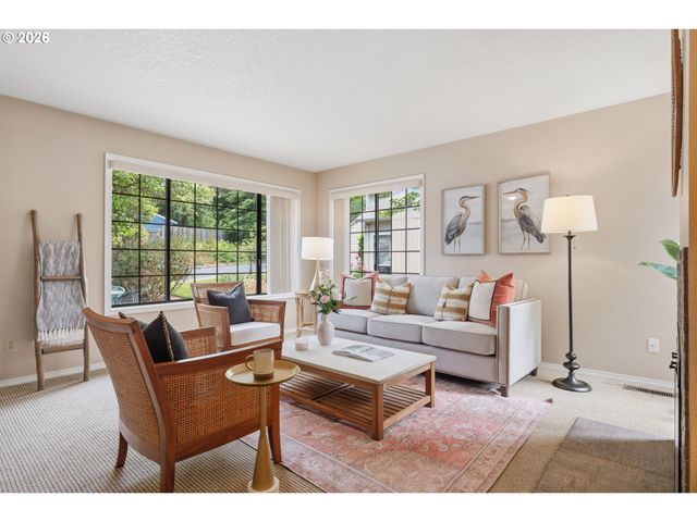 9055 Sw QUINT Ct, Beaverton, OR 97008