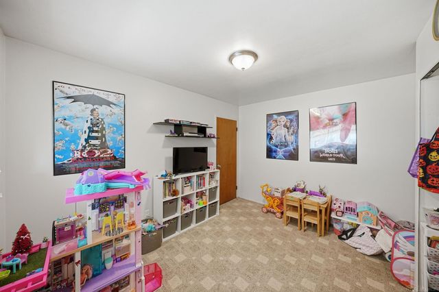27481 Cosgrove Drive, Warren, MI 48092