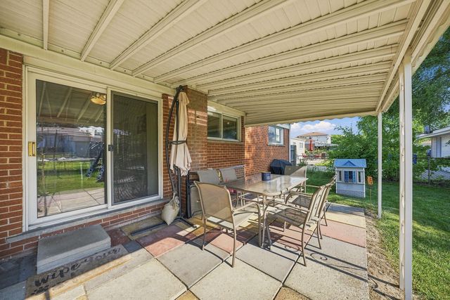 27481 Cosgrove Drive, Warren, MI 48092