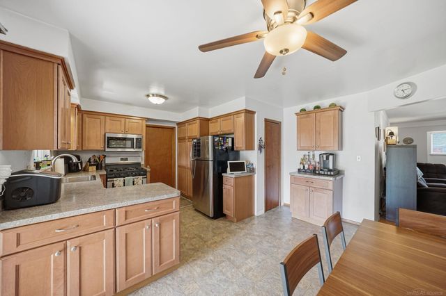 27481 Cosgrove Drive, Warren, MI 48092