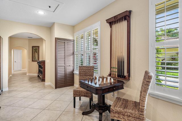 221 THORNTON Drive, Palm Beach Gardens, FL 33418