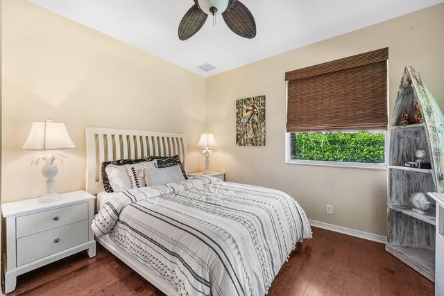 221 THORNTON Drive, Palm Beach Gardens, FL 33418