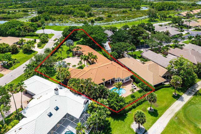 221 THORNTON Drive, Palm Beach Gardens, FL 33418