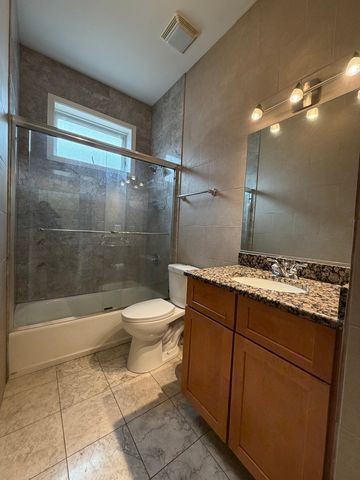 2355 W Harrison Street GDN, Chicago, IL 60612