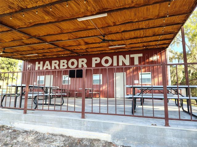 404 Lakeside Loop, Trinity, TX 75862