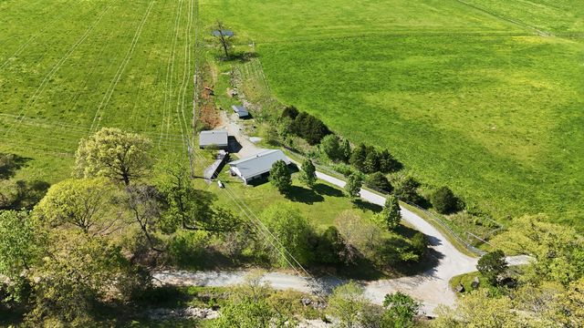 5619 Farm Road 2265, Seligman, MO 65745