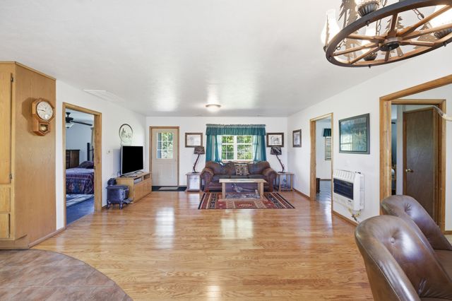 5619 Farm Road 2265, Seligman, MO 65745