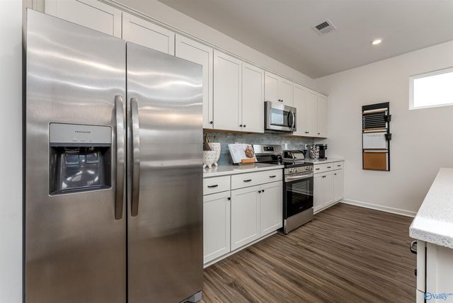 196 Mill Valley Way, New Market, AL 35761