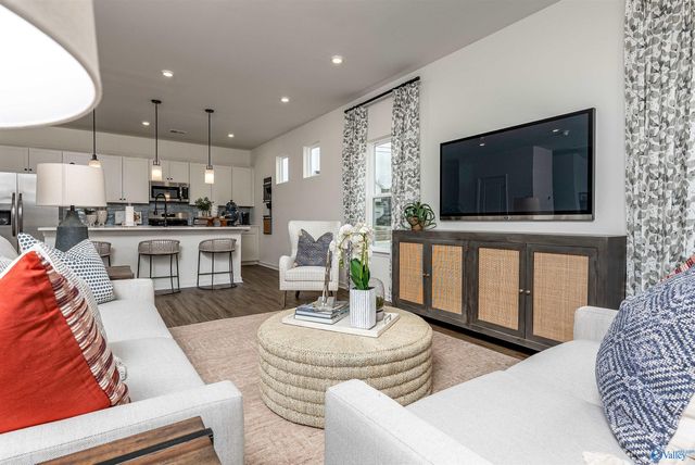 196 Mill Valley Way, New Market, AL 35761