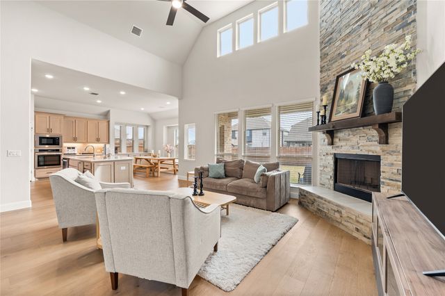 1003 Moss Grove Trail, Justin, TX 76247