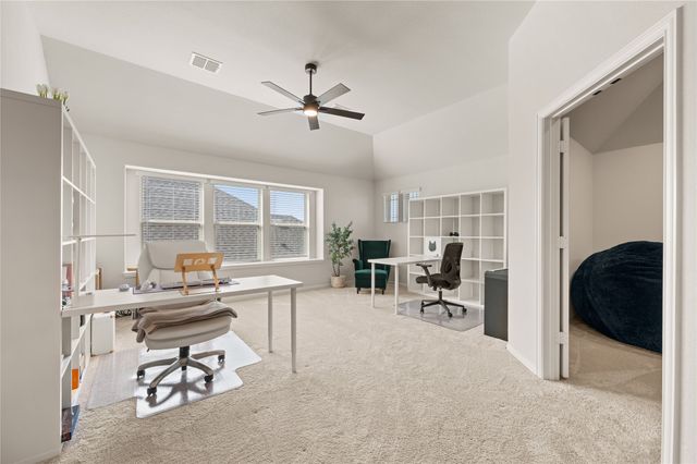 1003 Moss Grove Trail, Justin, TX 76247