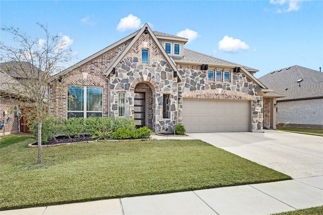 1003 Moss Grove Trail, Justin, TX 76247