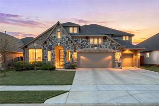1003 Moss Grove Trail, Justin, TX 76247