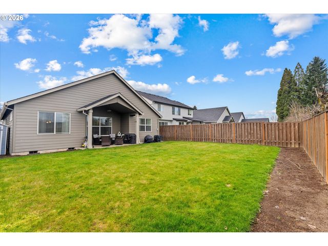 142 N 35TH Pl, Cornelius, OR 97124