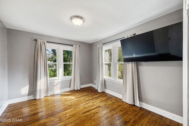 310 N Maple Avenue, Joplin, MO 64801