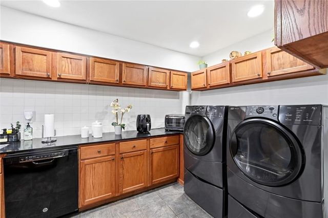 3111 Colonial Way B, Atlanta, GA 30341