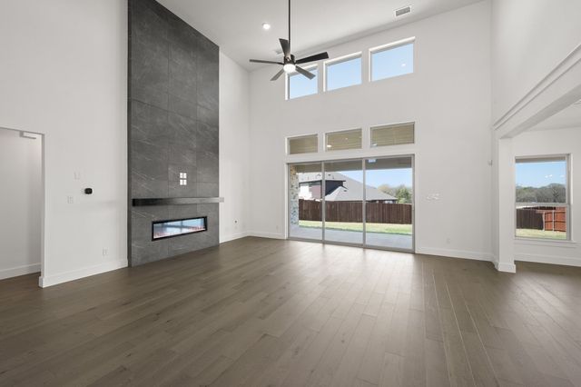 1813 Briarwood Way, Midlothian, TX 76065