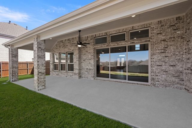 1813 Briarwood Way, Midlothian, TX 76065