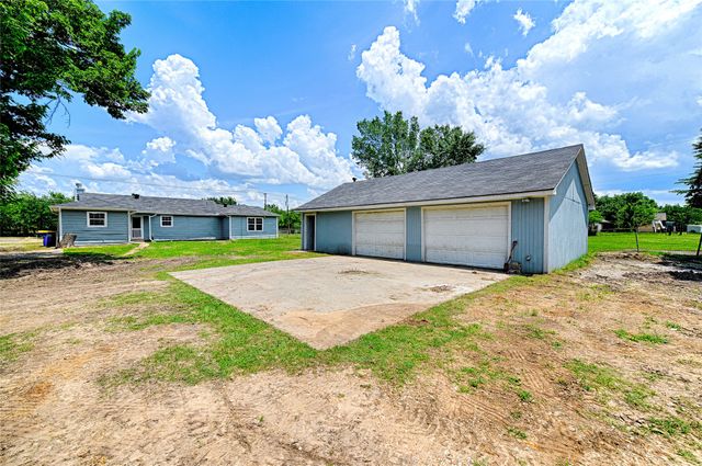 2619 E Seagoville Road, Seagoville, TX 75159