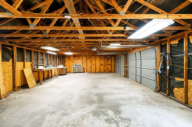 2619 E Seagoville Road, Seagoville, TX 75159