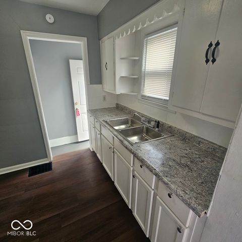 1911 Sharon Avenue, Indianapolis, IN 46222