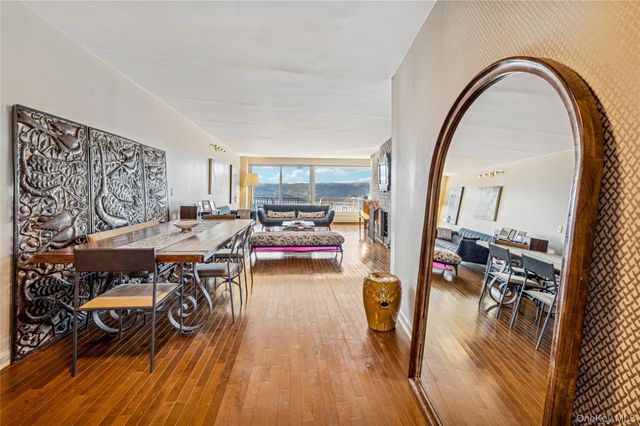 4455 Douglas Avenue 12F, Bronx, NY 10471