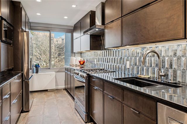 4455 Douglas Avenue 12F, Bronx, NY 10471