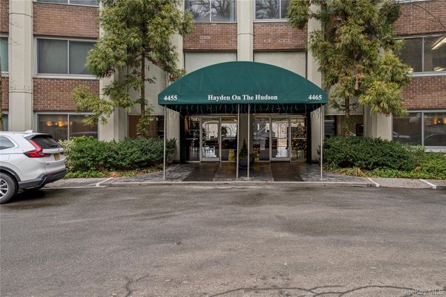 4455 Douglas Avenue 12F, Bronx, NY 10471