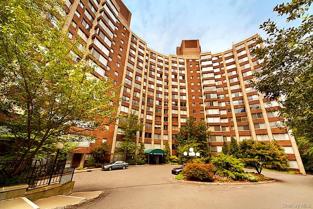 4455 Douglas Avenue 12F, Bronx, NY 10471