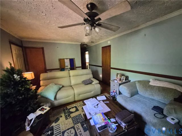9528 Old Stage Rd, Prince George, VA 23875